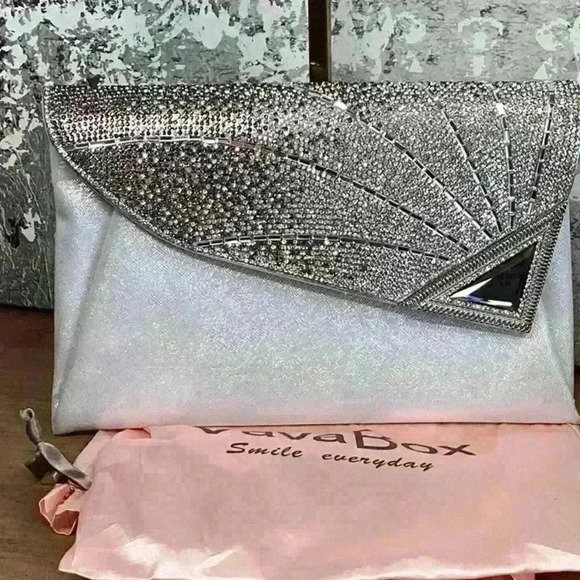 Party Clutch by VavaBox - Picture 1 of 8